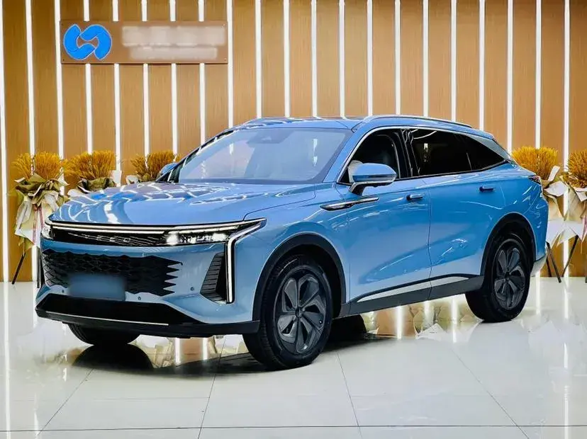 2023 Exceed RX 2.0T 261HP L4 7DCT