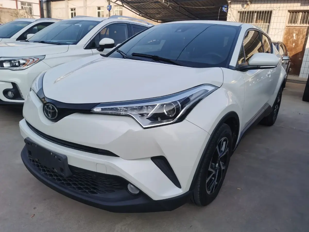 2018 Toyota C-HR 2.0L 171HP L4 CVT