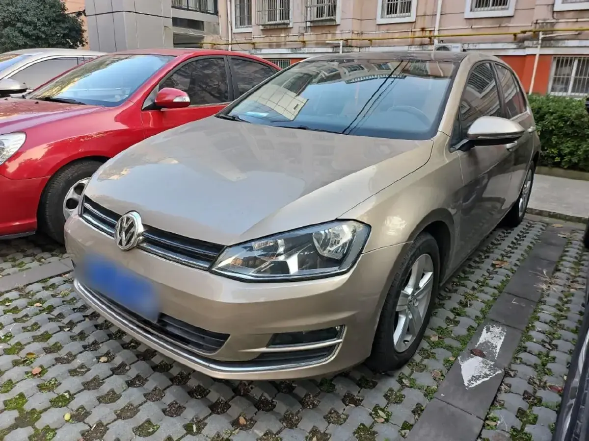 2015 Volkswagen Golf 1.4T 131HP L4 7DCT