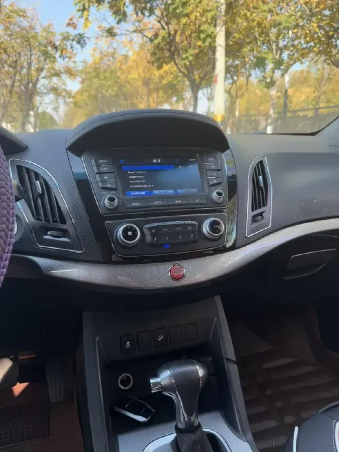 2015 JAC Refine S5 1.5T 174HP L4 6DCT,autocango,china used car exporter,china ev exporter,chinese used car exporter,chinese used ev exporter