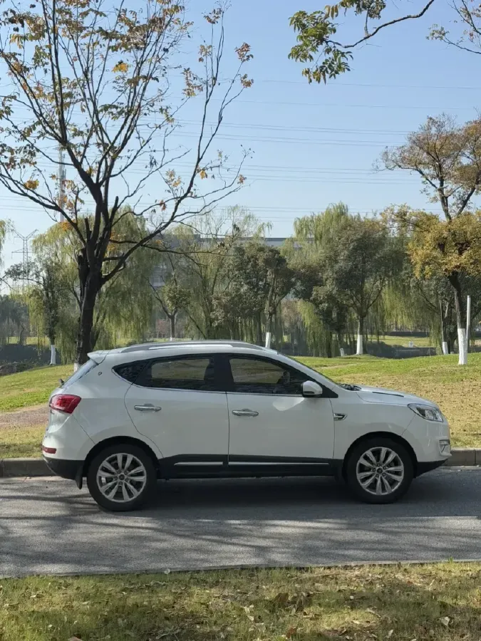 2015 JAC Refine S5 1.5T 174HP L4 6DCT,autocango,china used car exporter,china ev exporter,chinese used car exporter,chinese used ev exporter
