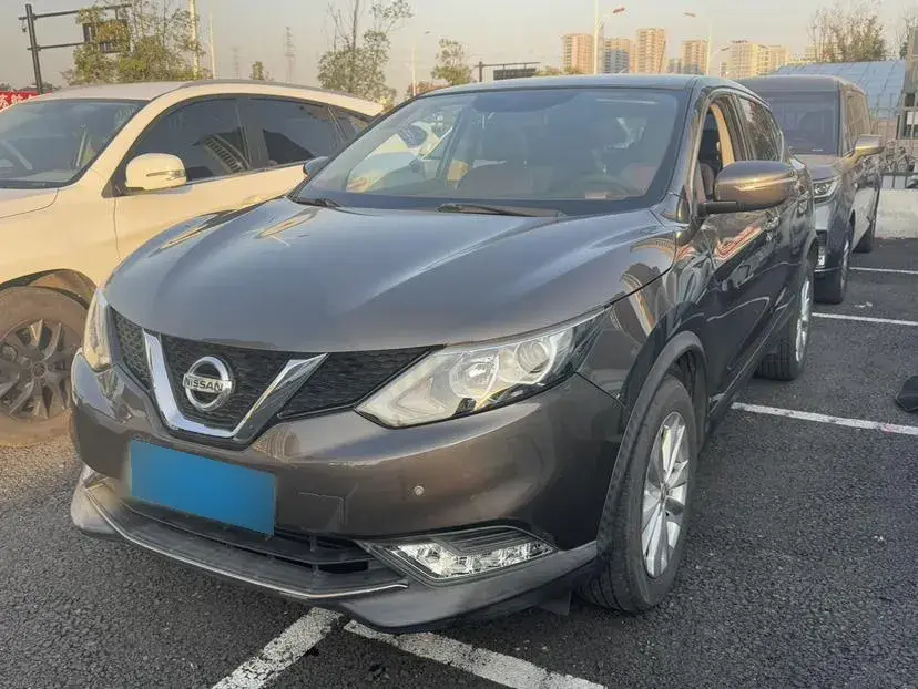 2016 Nissan Qashqai 2.0L 150HP L4 CVT