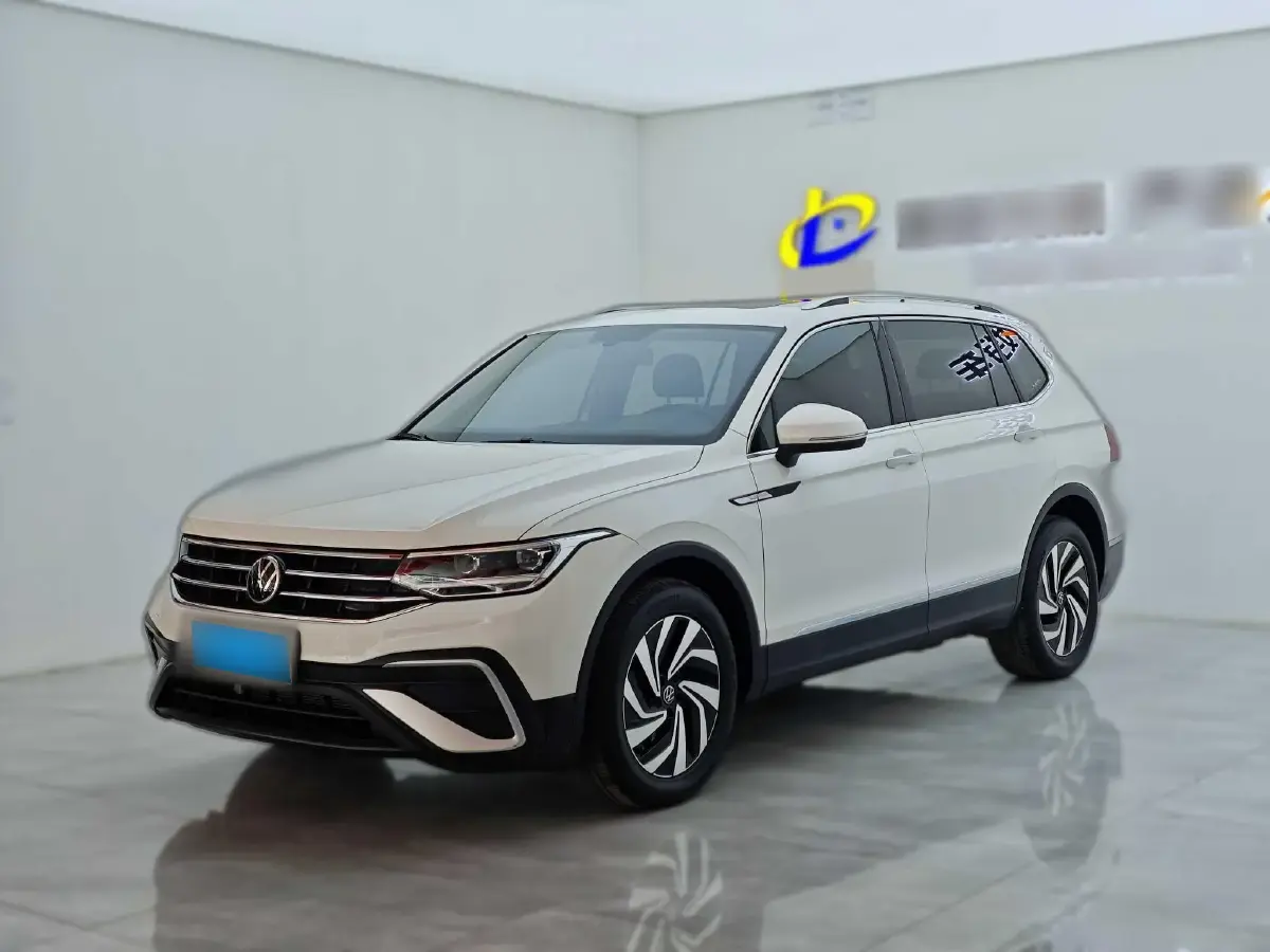 2022 Volkswagen Tiguan L 2.0T 186HP L4 7DCT