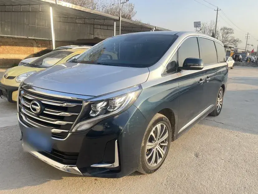 2020 GAC Trumpchi M8 2.0T 252HP L4 8AT