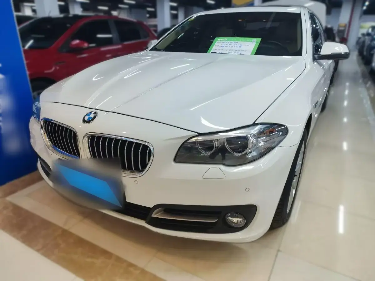 2014 BMW 5 Series 2.0T 184HP L4 8AT