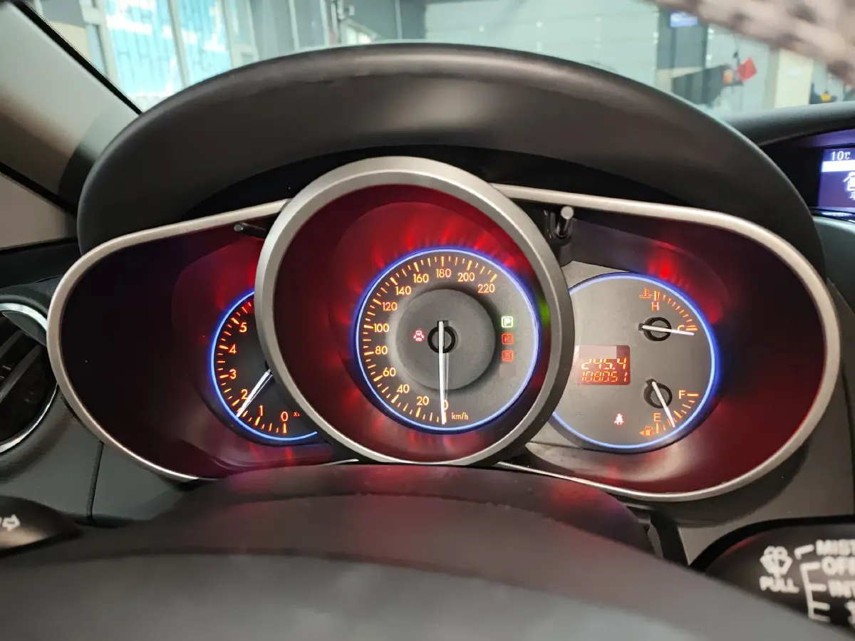 2014 Mazda CX-7 2.5L 163HP L4 5AT,autocango,china used car exporter,china ev exporter,chinese used car exporter,chinese used ev exporter