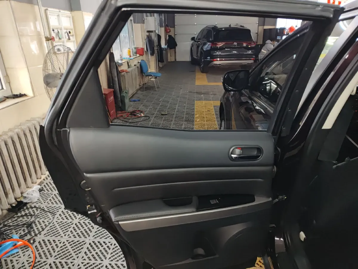 2014 Mazda CX-7 2.5L 163HP L4 5AT,autocango,china used car exporter,china ev exporter,chinese used car exporter,chinese used ev exporter