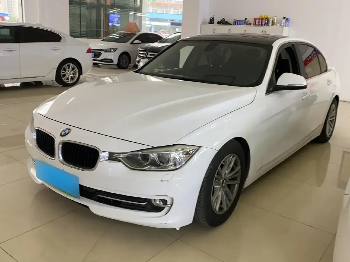 2015 BMW 3 Series 2.0T 184HP L4 8AT