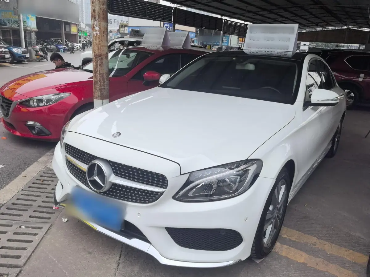 2017 Mercedes-Benz C Class 2.0T 184HP L4 7AT