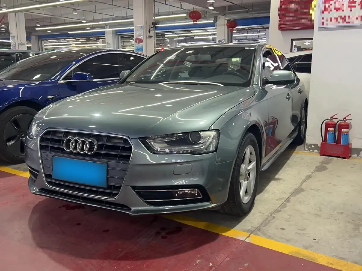 2015 Audi A4L 2.0T 180HP L4 CVT