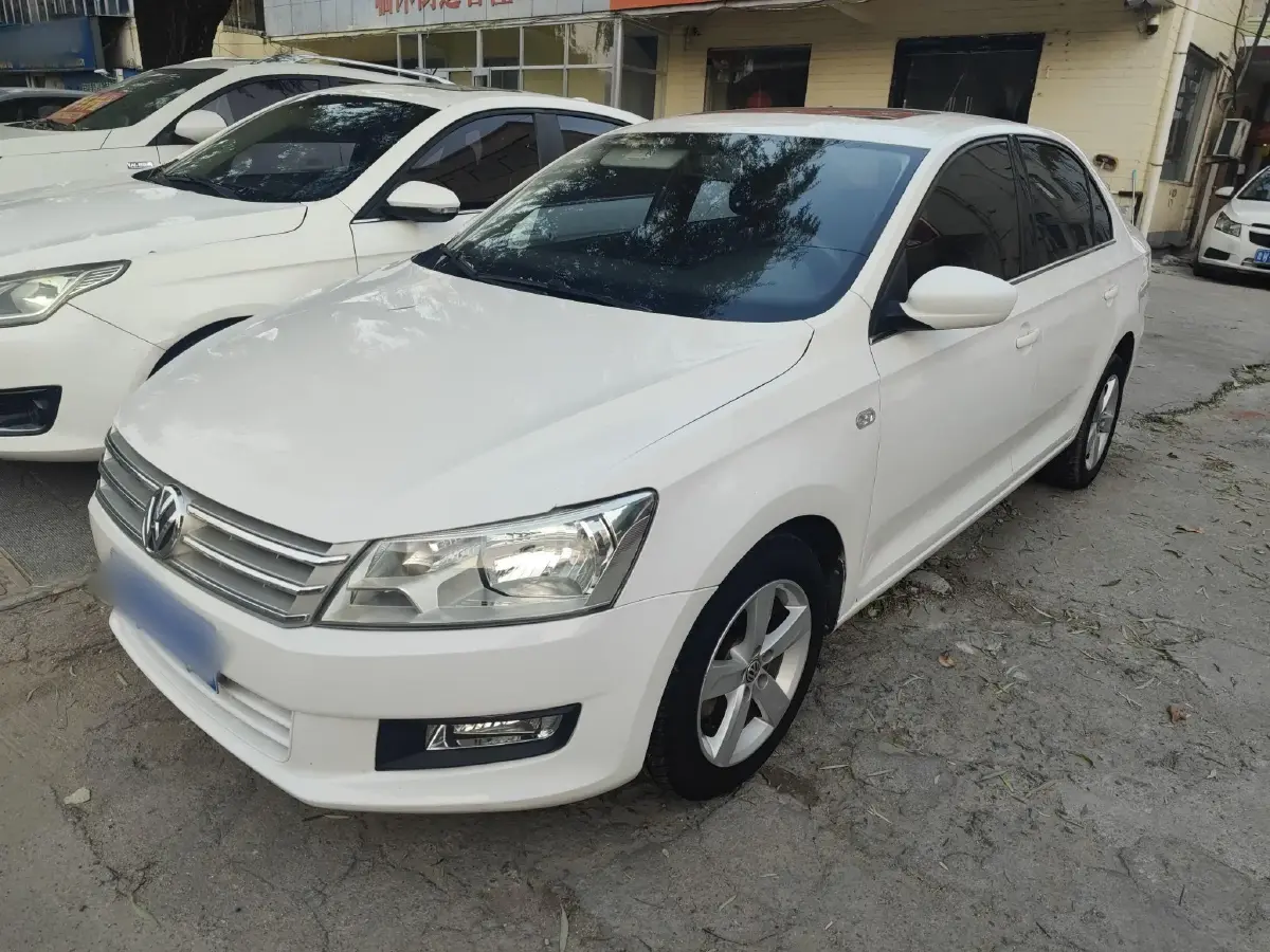 2015 Volkswagen Santana 1.6L 110HP L4 6AT