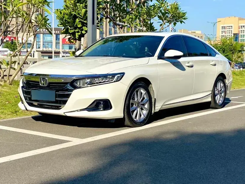 2022 Honda Accord 1.5T 194HP L4 CVT