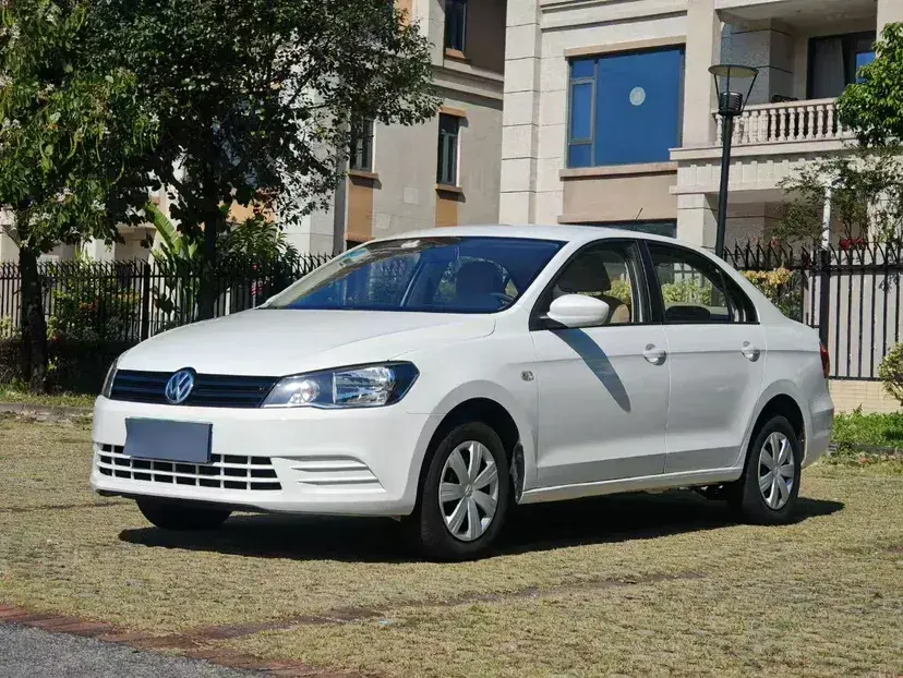 2015 Volkswagen Jetta 1.6L 110HP L4 6AT