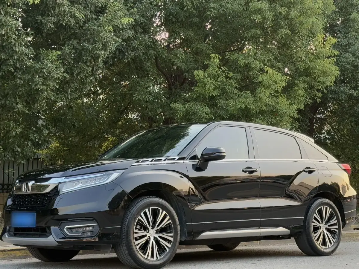 2017 Honda Avancier 2.0T 272HP L4 9AT