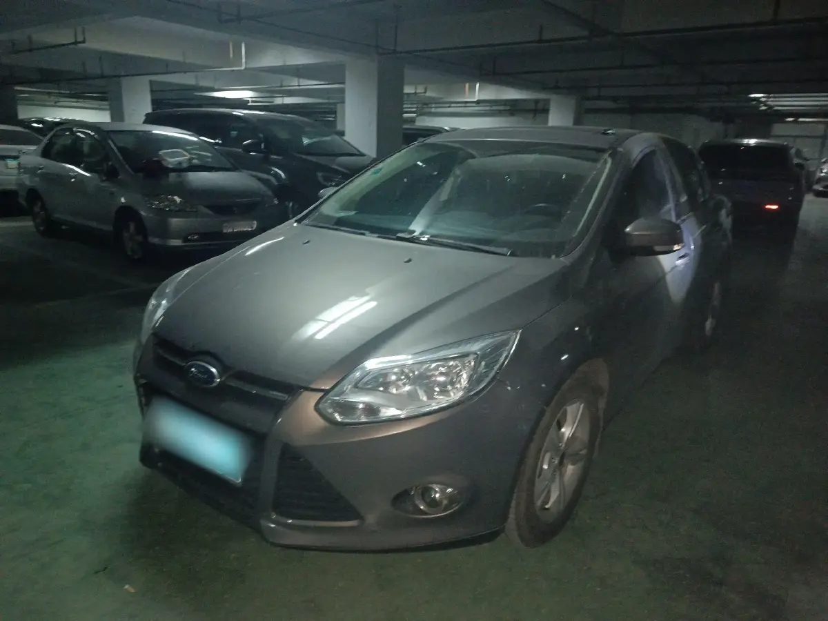 2012 Ford Focus 1.6L 125HP L4 6DCT