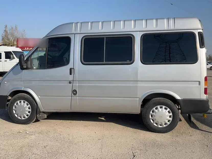 2016 Ford Classic Transit 2.8T 108HP L4 5MT,autocango,china used car exporter,china ev exporter,chinese used car exporter,chinese used ev exporter