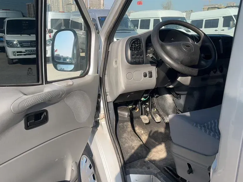 2016 Ford Classic Transit 2.8T 108HP L4 5MT,autocango,china used car exporter,china ev exporter,chinese used car exporter,chinese used ev exporter