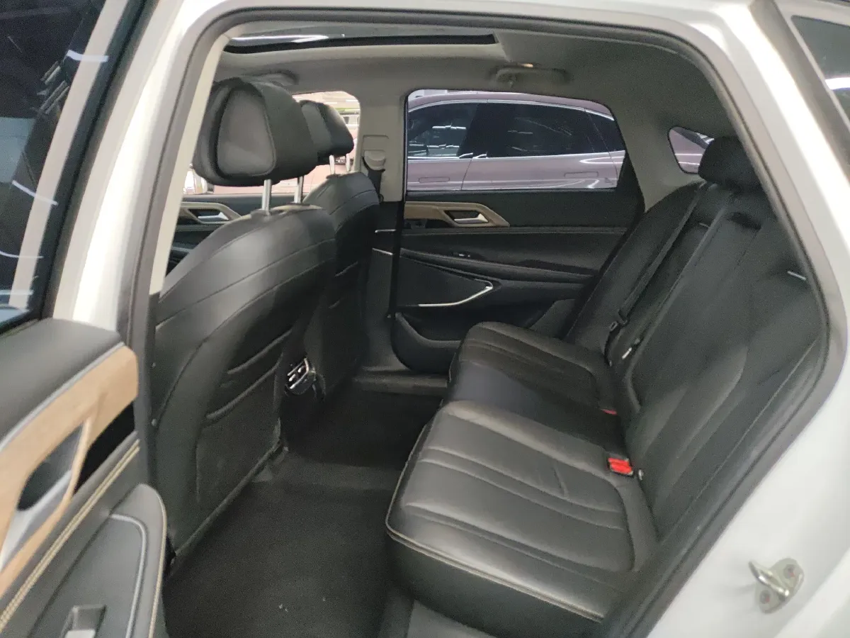 2021 Xpeng P5 BEV 55.9KWH,autocango,china used car exporter,china ev exporter,chinese used car exporter,chinese used ev exporter