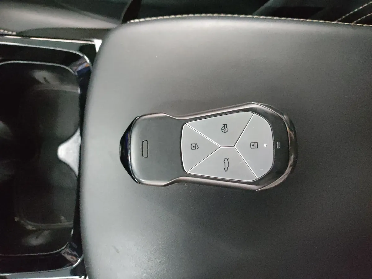 2021 Xpeng P5 BEV 55.9KWH,autocango,china used car exporter,china ev exporter,chinese used car exporter,chinese used ev exporter