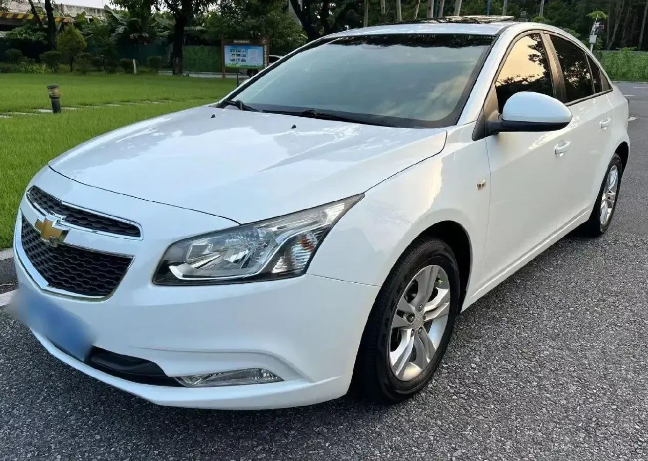 2015 Chevrolet Cruze 1.5L 113HP L4 6AT