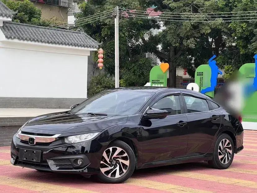 2016 Honda Civic 1.5T 177HP L4 CVT