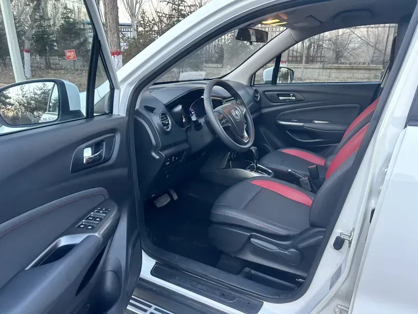 2016 ChangAn CS15 1.5L 107HP L4 5DCT,autocango,china used car exporter,china ev exporter,chinese used car exporter,chinese used ev exporter