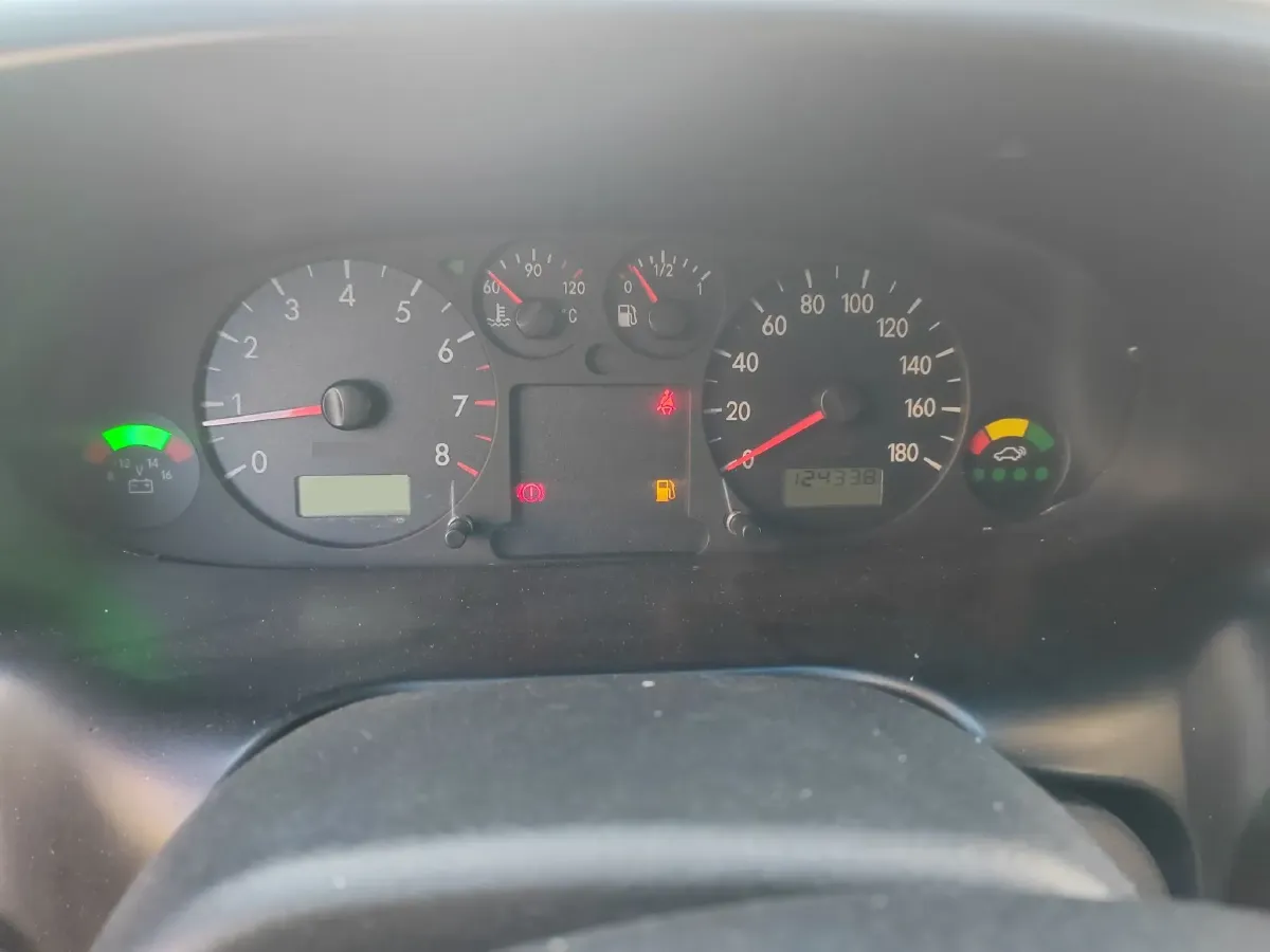 2012 JAC Refine 2.0L 136HP L4 5MT,autocango,china used car exporter,china ev exporter,chinese used car exporter,chinese used ev exporter