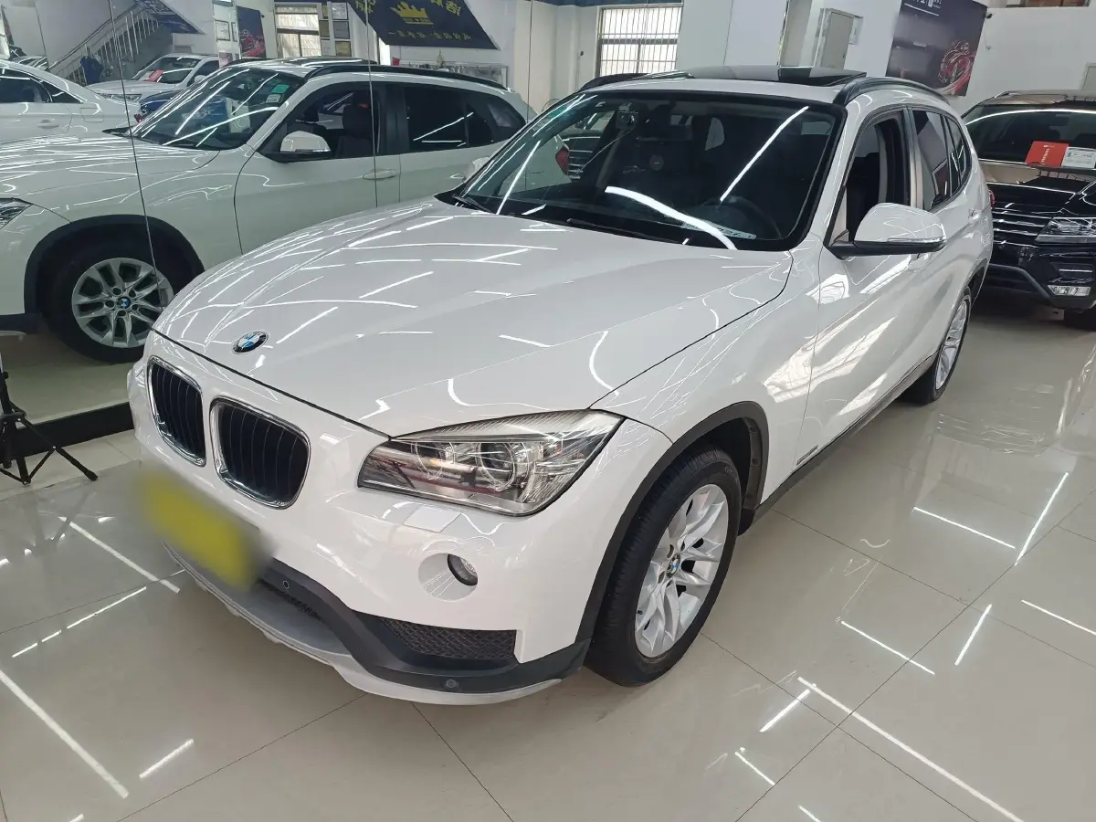 2014 BMW X1 2.0T 156HP L4 8AT