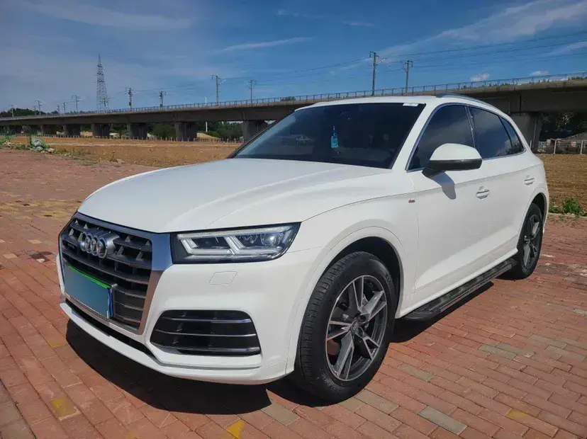 2018 Audi Q5L 2.0T 190HP L4 7DCT