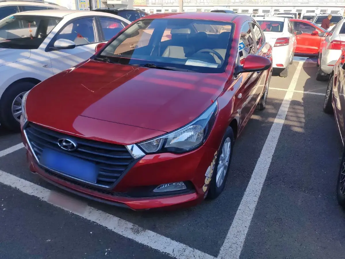 2016 Hyundai Verna 1.4L 100HP L4 6AT