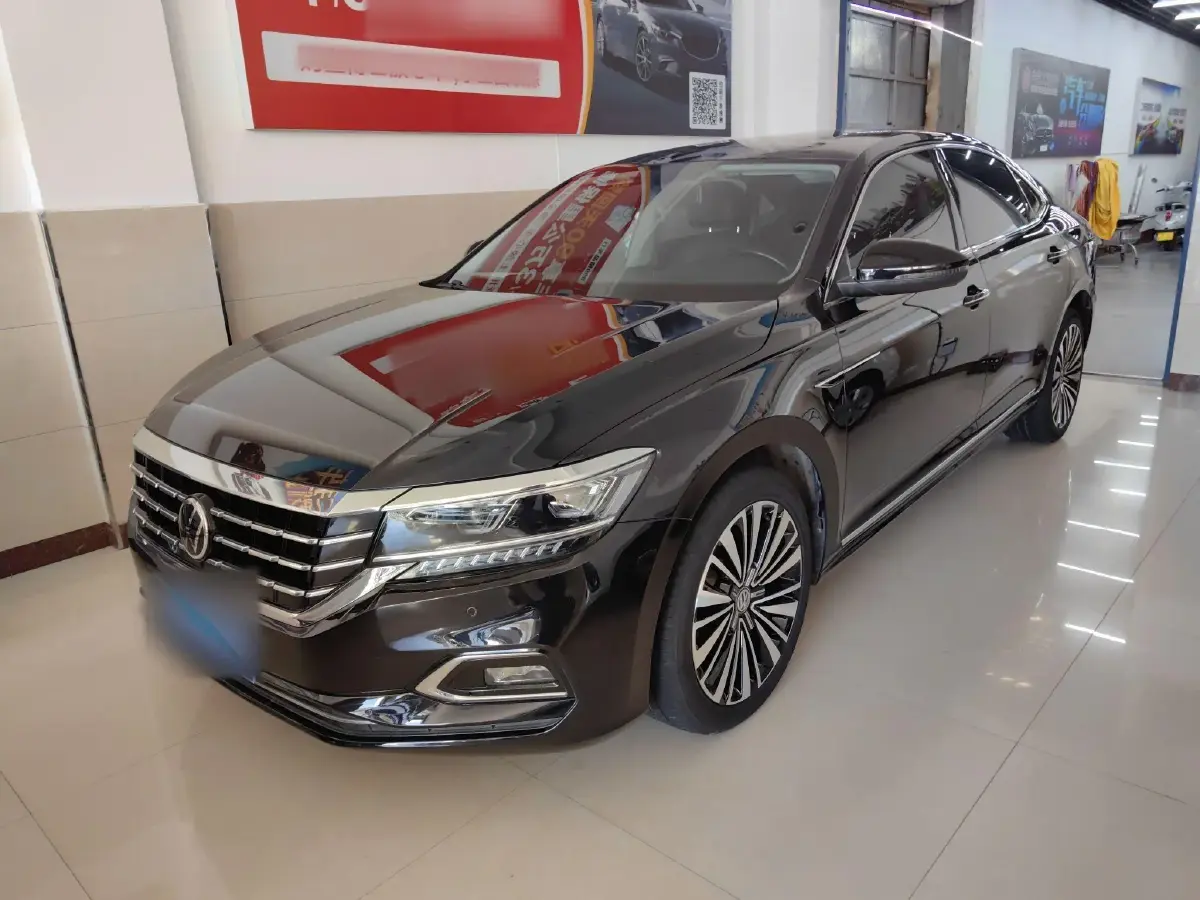 2019 Volkswagen Passat 2.0T 186HP L4 7DCT