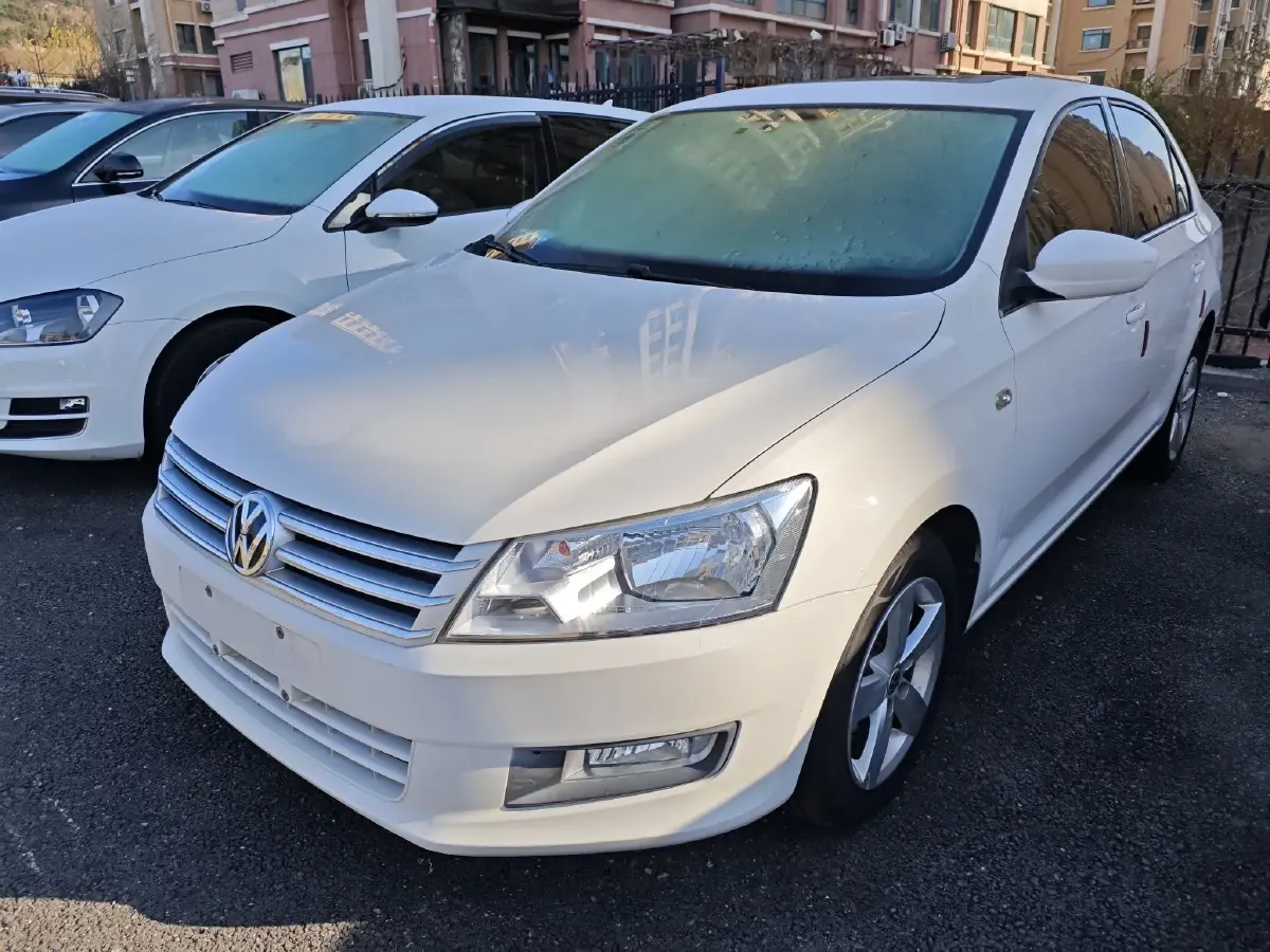 2015 Volkswagen Santana 1.6L 110HP L4 6AT