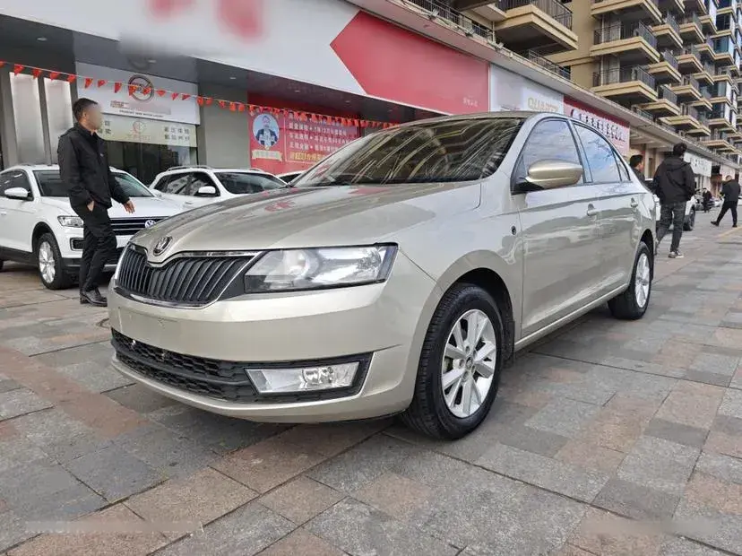2016 Skoda Rapid 1.6L 110HP L4 5MT