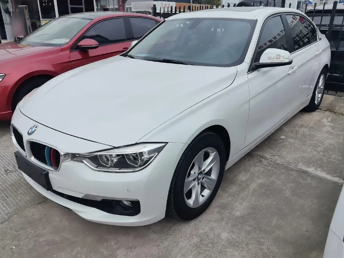 2016 BMW 3 Series 1.6T 136HP L4 8AT