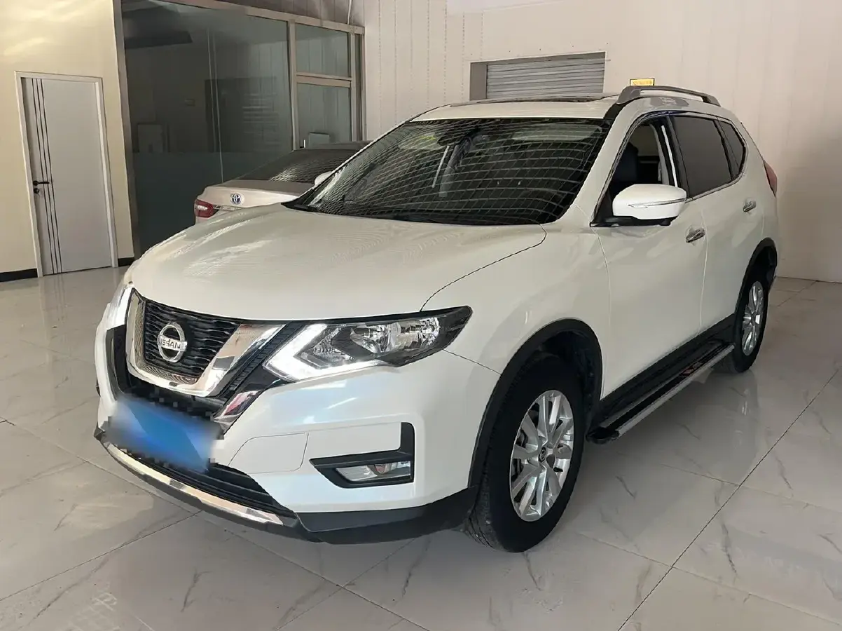 2021 Nissan X-Trail 2.0L 151HP L4 CVT