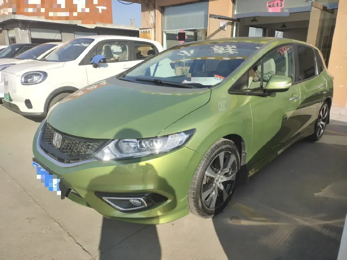 2013 Honda Jade 1.8L 141HP L4 CVT