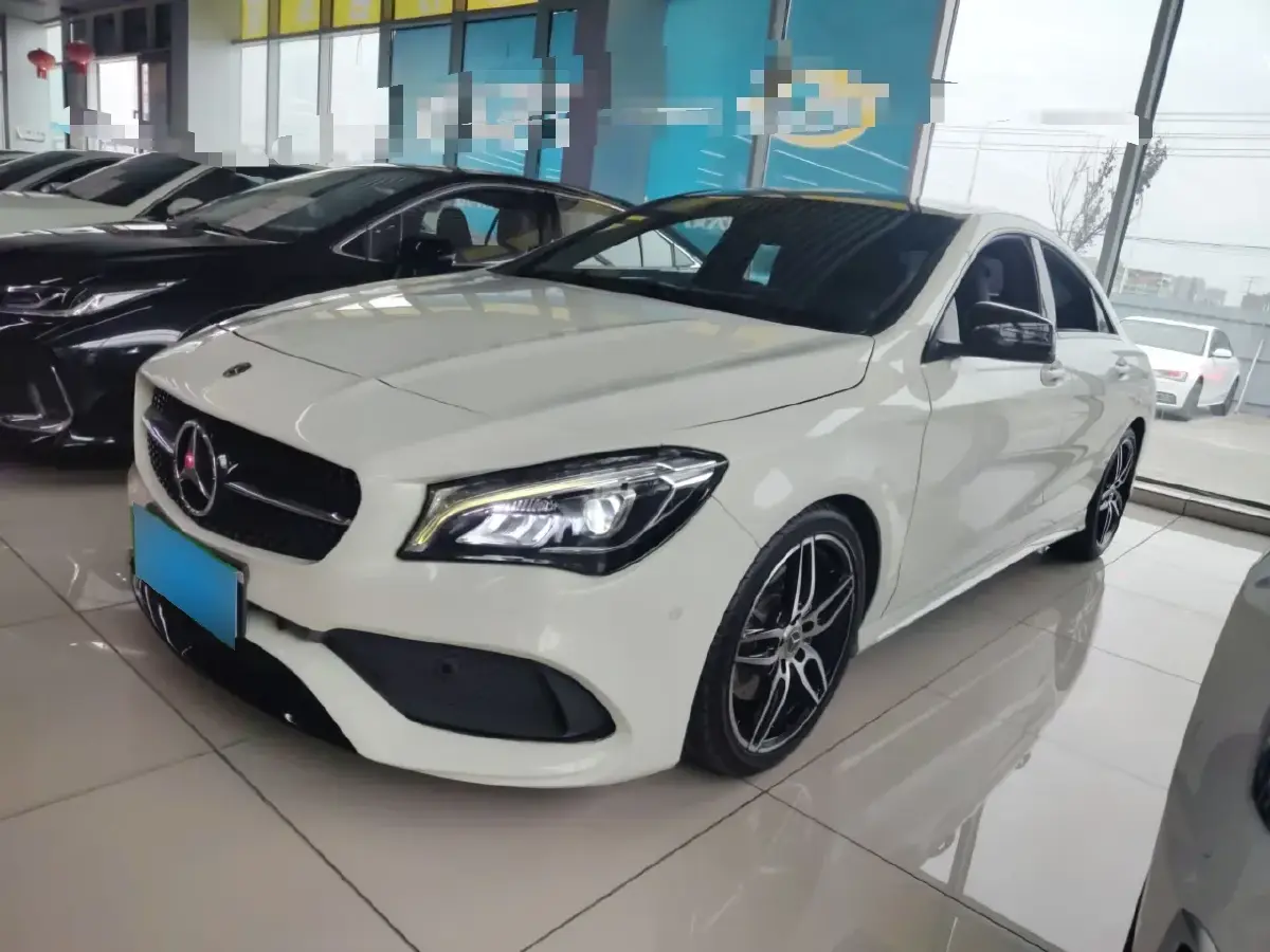 2017 Mercedes-Benz CLA Class 2.0T 184HP L4 7DCT