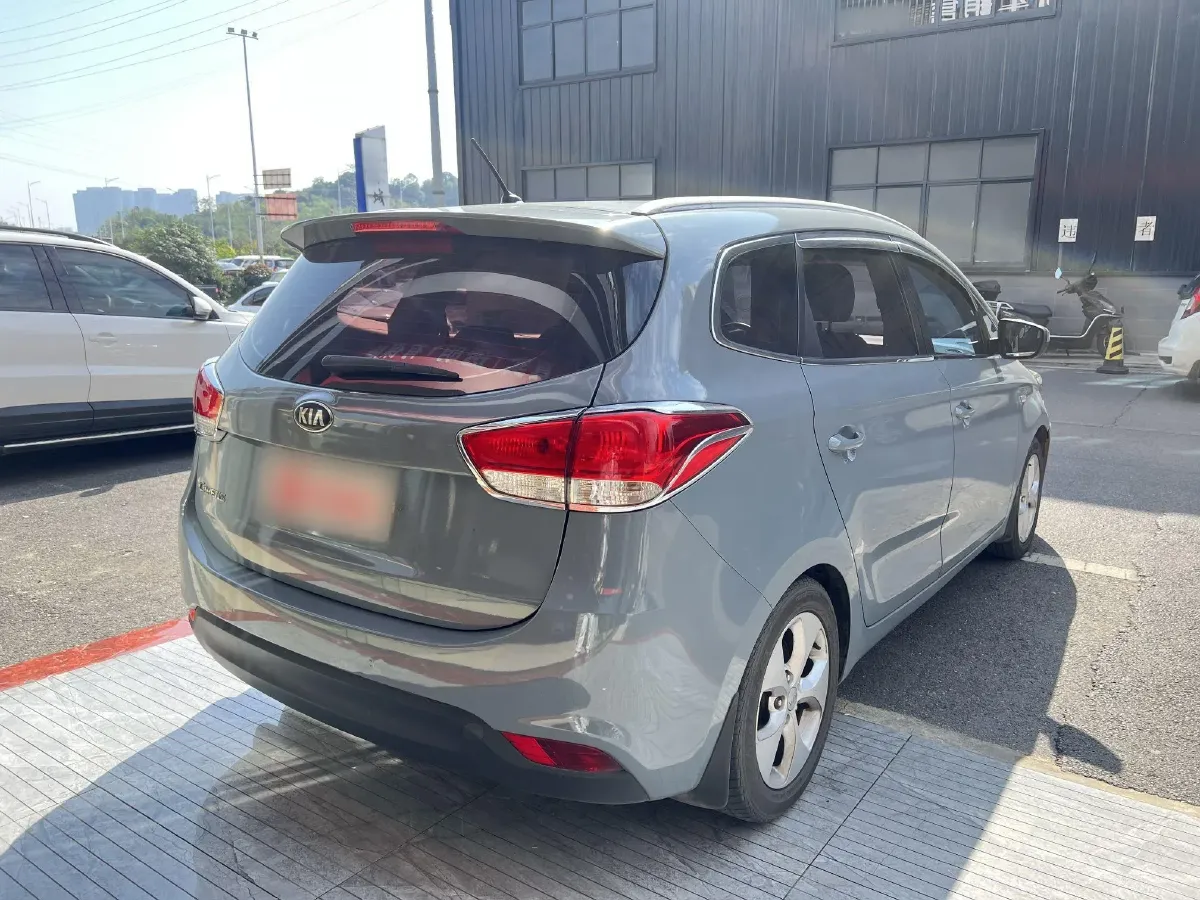 2013 Kia Carens 2.0L 152HP L4 6AT,autocango,china used car exporter,china ev exporter,chinese used car exporter,chinese used ev exporter