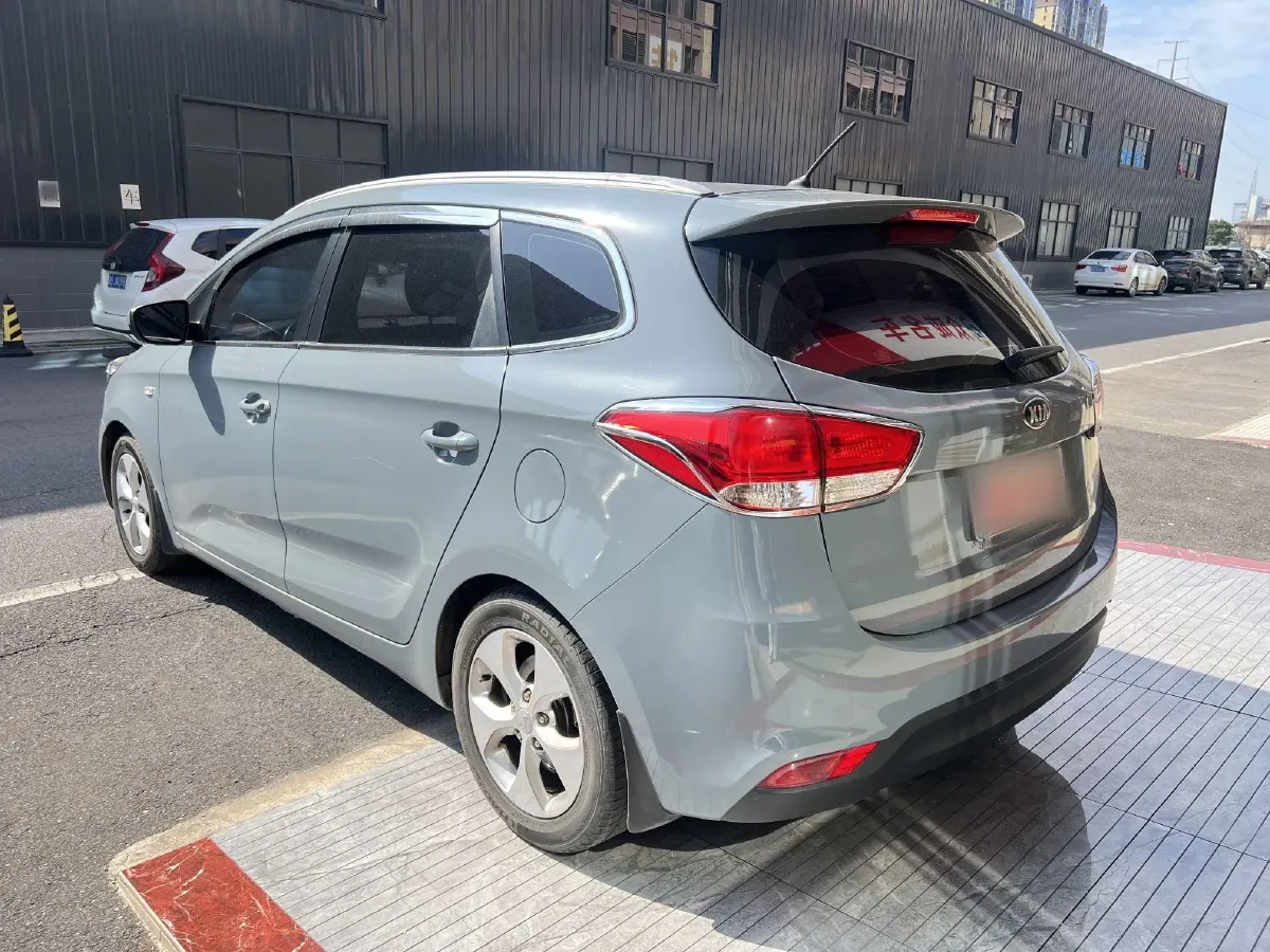 2013 Kia Carens 2.0L 152HP L4 6AT,autocango,china used car exporter,china ev exporter,chinese used car exporter,chinese used ev exporter