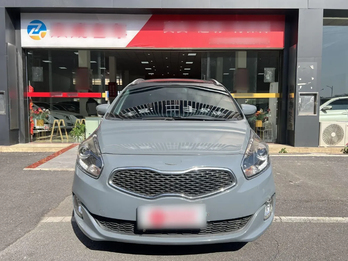 2013 Kia Carens 2.0L 152HP L4 6AT,autocango,china used car exporter,china ev exporter,chinese used car exporter,chinese used ev exporter