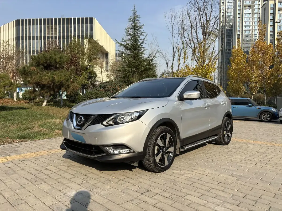 2016 Nissan Qashqai 2.0L 150HP L4 CVT