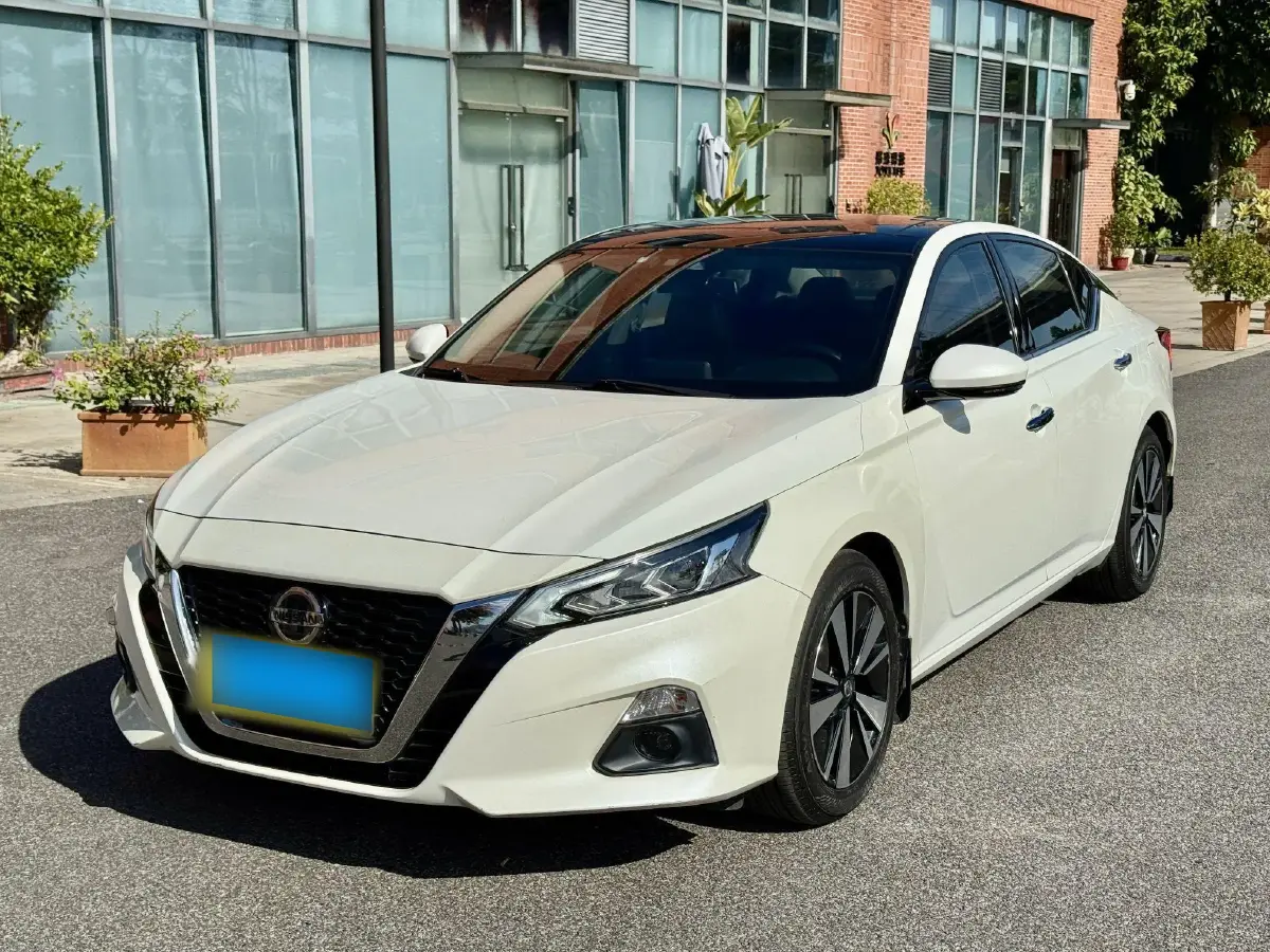 2020 Nissan Teana 2.0L 159HP L4 CVT