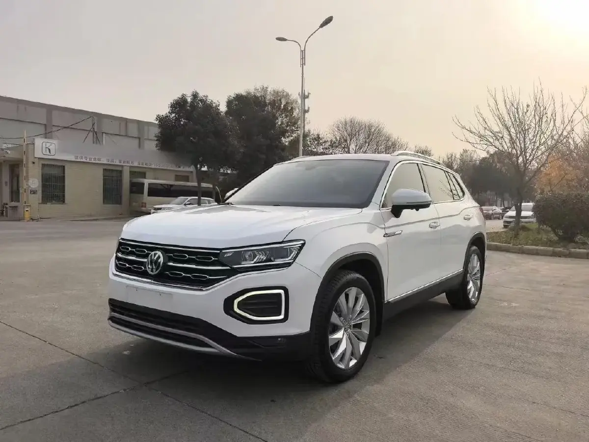 2020 Volkswagen Tayron 2.0T 186HP L4 7DCT