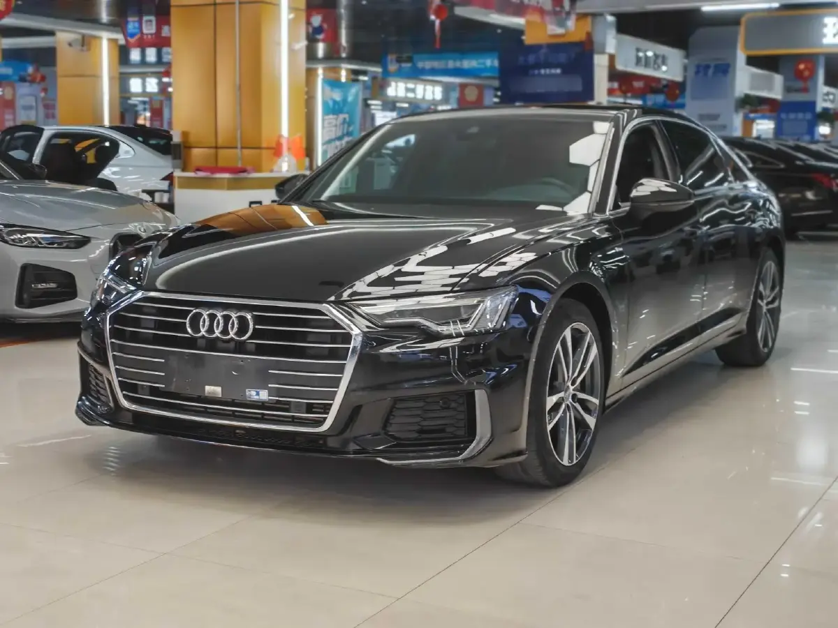 2021 Audi A6L 2.0T 190HP L4 7DCT