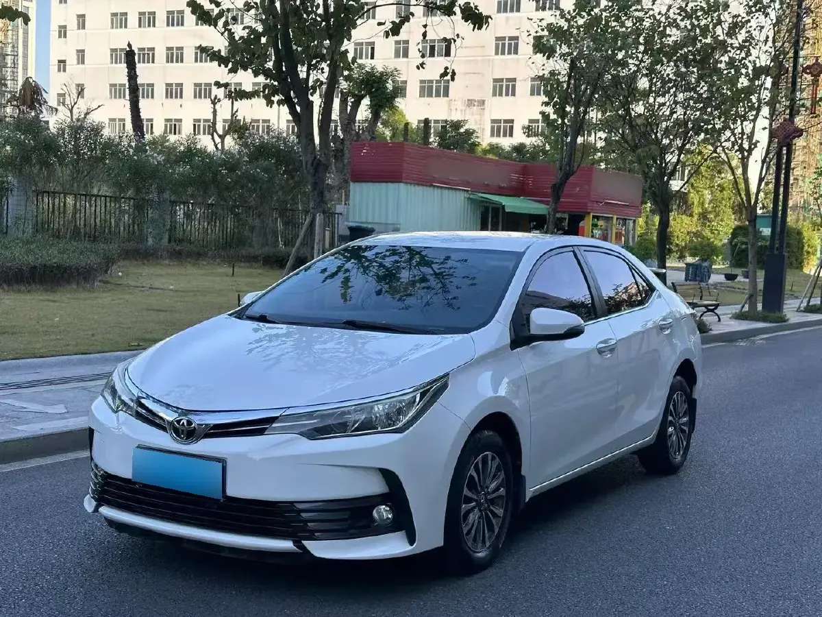 2017 Toyota Corolla 1.2T 116HP L4 CVT