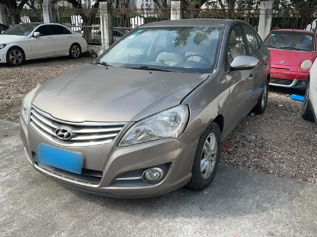 2011 Hyundai Celesta 1.6L 123HP L4 5MT