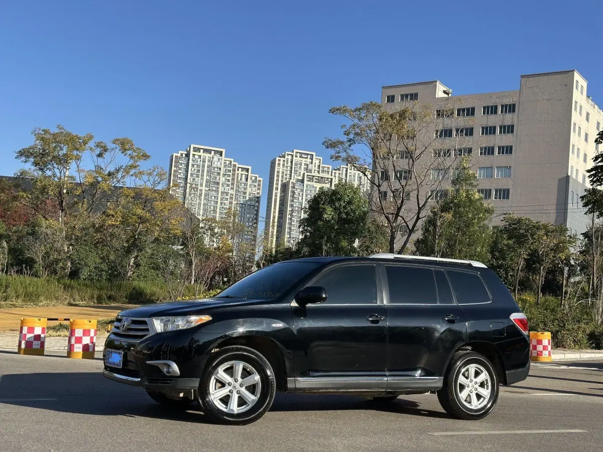 2012 Toyota Highlander 2.7L 188HP L4 6AT
