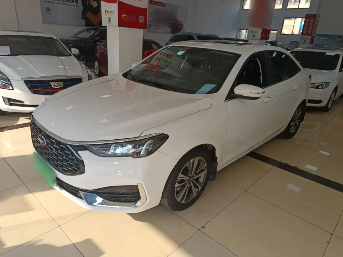 2021 Ford Escort 1.5L 122HP L3 6AT