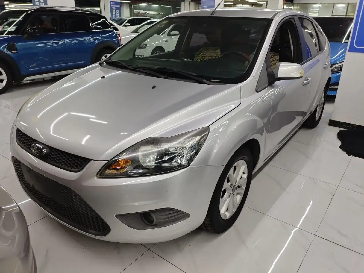 2013 Ford Focus 1.8L 124HP L4 4AT
