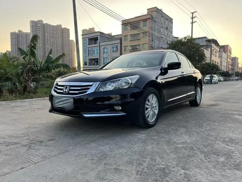 2013 Honda Accord 2.0L 156HP L4 5AT